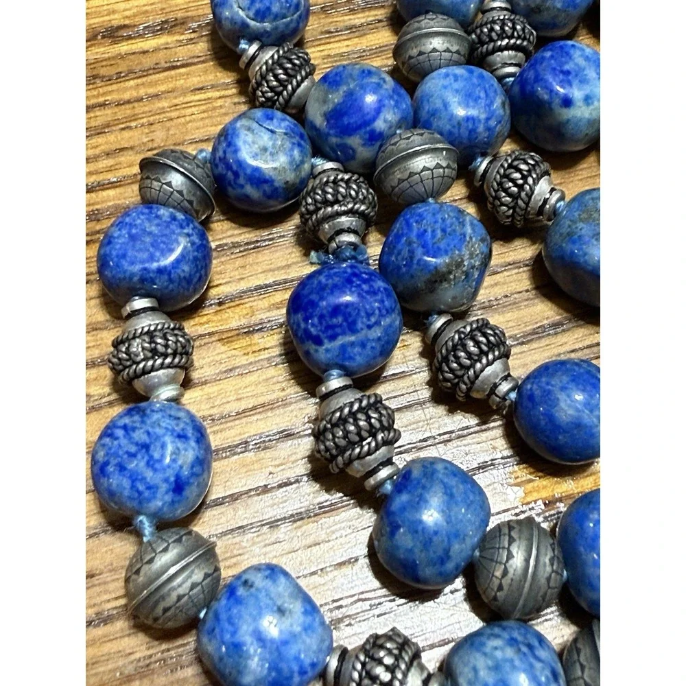Native Pearl Lapis Lazuli Desert Southwest Native Bench Bead Silver Necklace 31